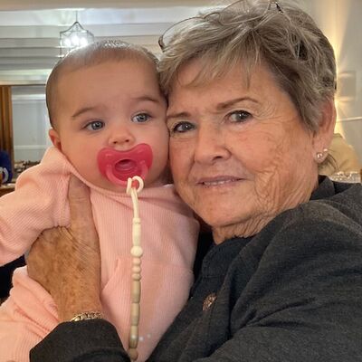 Keywords: Mom and Peyton