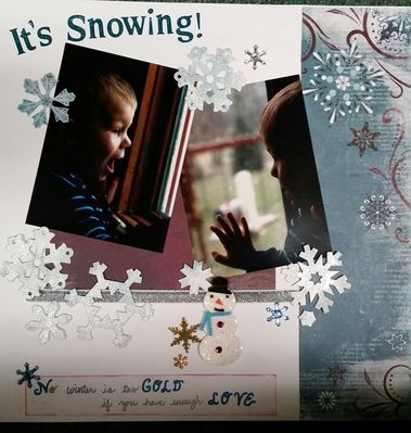 It's snowing
Dylan excited about the first snow
Keywords: Dylan, snowflake, glitter, bling