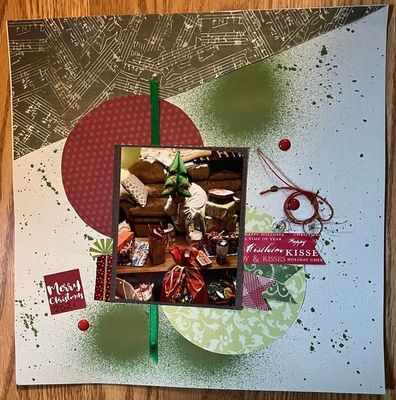 Merry Christmas
May 28 sketch
Keywords: ink splatters;ribbon;circles,