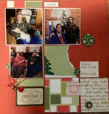 Christmas 2019
April 14 Challenge:  Mr. Green
Keywords: circles;Christmas;camera;buttons;glitter